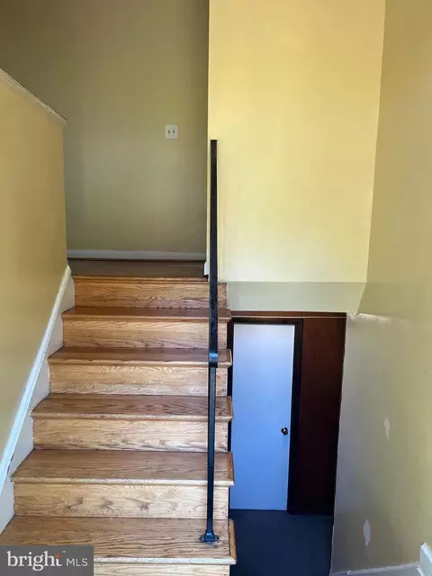 Entry Way - 7001 Kepner Ct, Lanham, MD 20706 photo 6 of 6