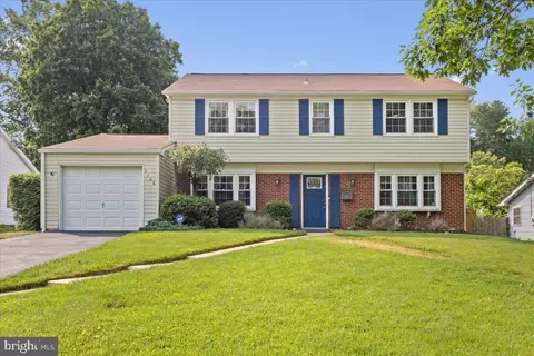 2806 Bluejay Ln, Bowie, MD 20715
