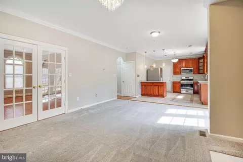 Living - 8524 Schultz Rd, Clinton, MD 20735 photo 4 of 9