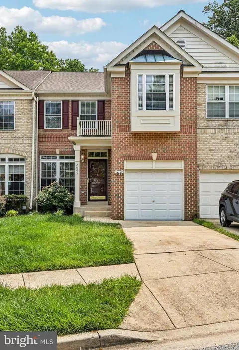 2005 Woodshade Ct, Bowie, MD 20721