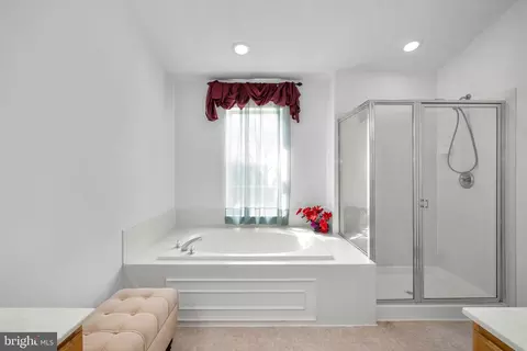 Bath - 15401 Straughn Dr, Laurel, MD 20707 photo 3 of 4