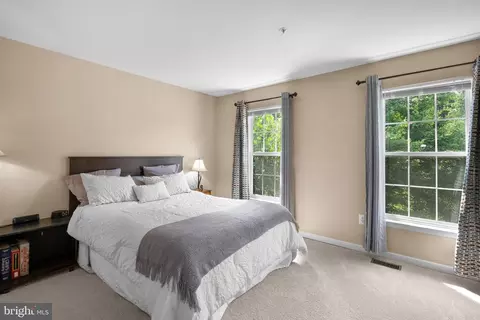 Bedroom - 15401 Straughn Dr, Laurel, MD 20707 photo 5 of 6