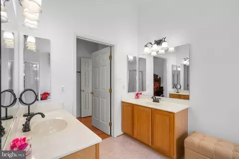 Entry Way - 15401 Straughn Dr, Laurel, MD 20707 photo 5 of 7