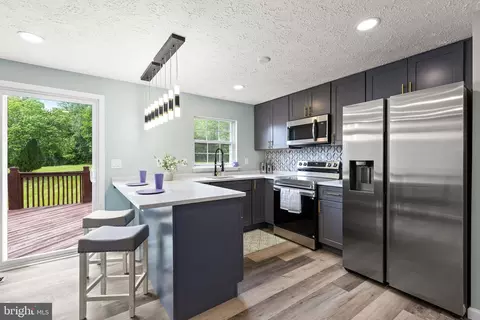 Kitchen - 1207 Blithe Ct, Marlboro, MD 20774 photo 2 of 4