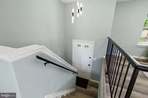 Entry Way - 1207 Blithe Ct, Marlboro, MD 20774 photo 3 of 4