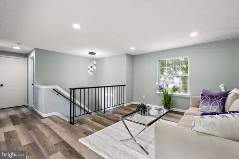 Living - 1207 Blithe Ct, Marlboro, MD 20774 photo 3 of 3