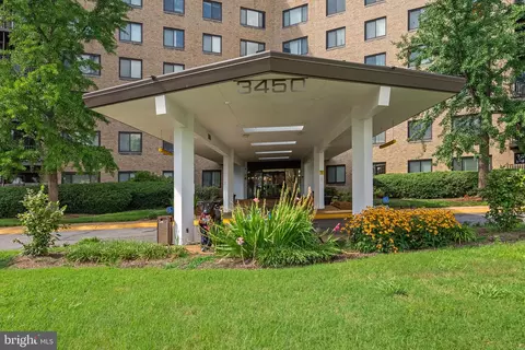 3450 Toledo Ter #313, Hyattsville, MD 20782