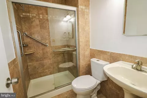 7009 Wood Thrush Dr, Lanham, MD 20706 photo 30