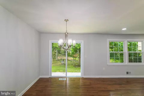 7009 Wood Thrush Dr, Lanham, MD 20706 photo 13