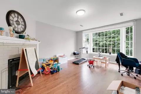 Living - 8904 Hickory Hill Ave, Lanham, MD 20706 photo 3 of 3
