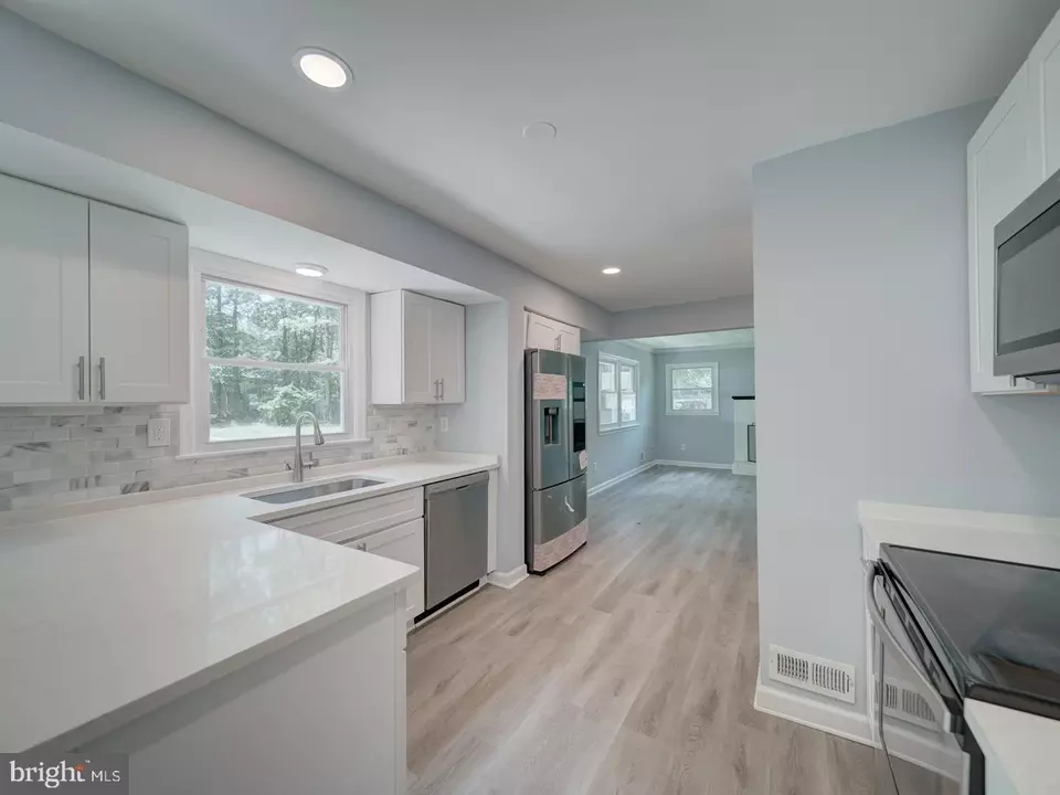 Kitchen - 7207 Robin Hood Dr, Marlboro, MD 20772 photo 1 of 5