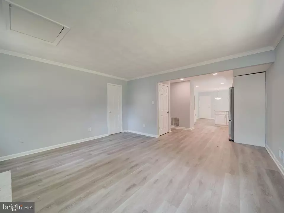 Living - 7207 Robin Hood Dr, Marlboro, MD 20772 photo 11 of 11
