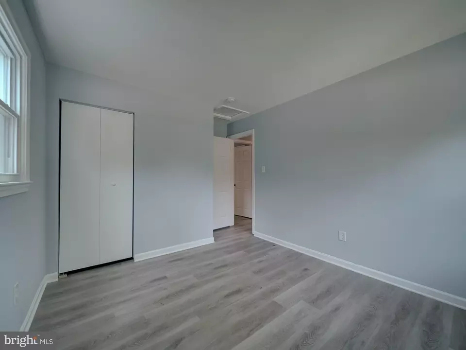 Bedroom - 7207 Robin Hood Dr, Marlboro, MD 20772 photo 6 of 10