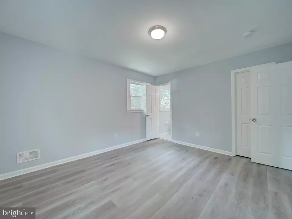 Bedroom - 7207 Robin Hood Dr, Marlboro, MD 20772 photo 9 of 10