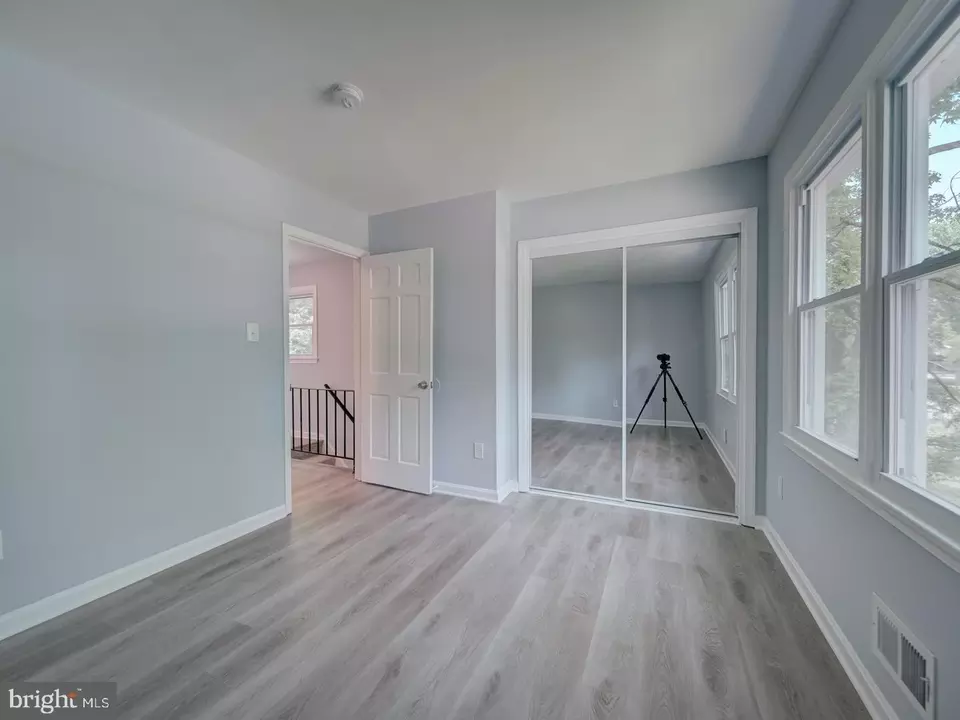 Bedroom - 7207 Robin Hood Dr, Marlboro, MD 20772 photo 3 of 10