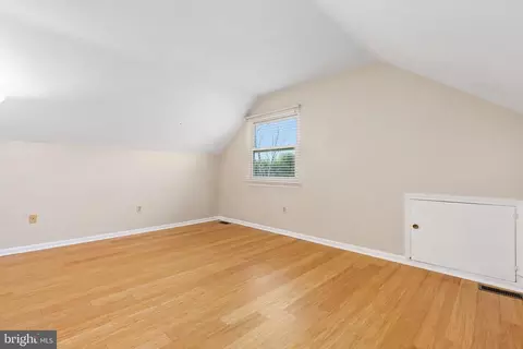10011 Treetop Ln, Lanham, MD 20706 photo 29