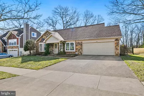 10011 Treetop Ln, Lanham, MD 20706 photo 47