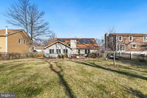 10011 Treetop Ln, Lanham, MD 20706 photo 41