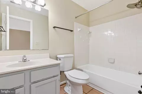 10011 Treetop Ln, Lanham, MD 20706 photo 34