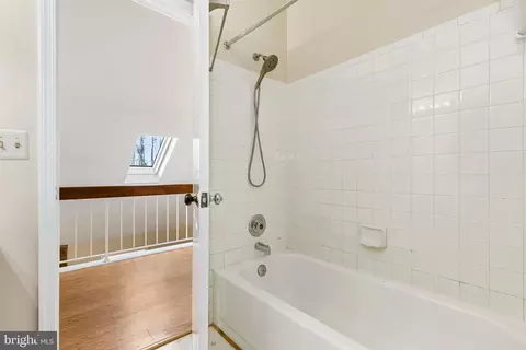 10011 Treetop Ln, Lanham, MD 20706 photo 32