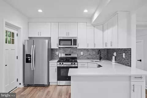 5012 Blackfoot Pl, College Park, MD 20740