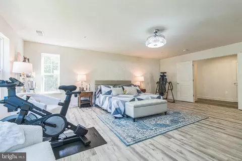 Bedroom - 8604 Cedar Chase Dr, Clinton, MD 20735 photo 1 of 8