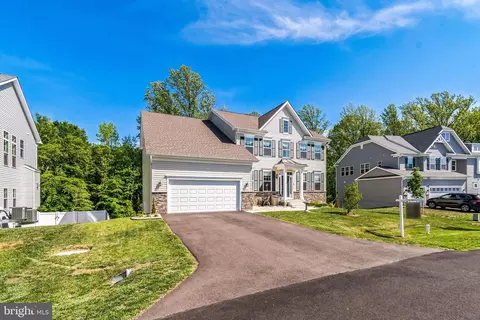 Exterior - 8604 Cedar Chase Dr, Clinton, MD 20735 photo 2 of 5