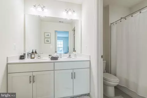 Bath - 8604 Cedar Chase Dr, Clinton, MD 20735 photo 3 of 4