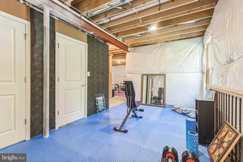 Entry Way - 8604 Cedar Chase Dr, Clinton, MD 20735 photo 18 of 21