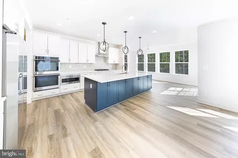 Kitchen - 8604 Cedar Chase Dr, Clinton, MD 20735 photo 3 of 5