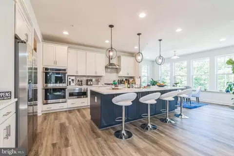 8604 Cedar Chase Dr, Clinton, MD 20735