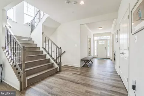 Entry Way - 8604 Cedar Chase Dr, Clinton, MD 20735 photo 12 of 21