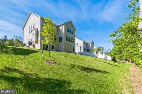 Exterior - 8604 Cedar Chase Dr, Clinton, MD 20735 photo 3 of 5