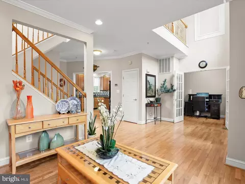 7213 Greenspring Ln, Lanham, MD 20706 photo 6
