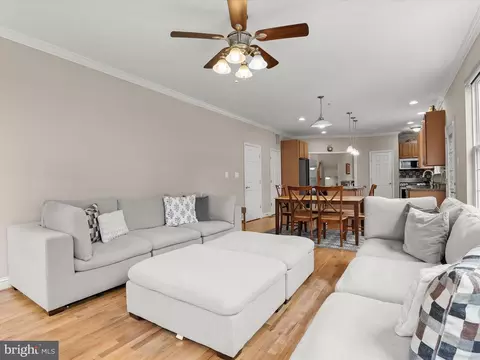 7213 Greenspring Ln, Lanham, MD 20706 photo 19