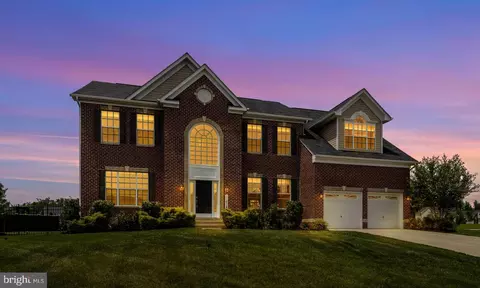 11614 Neon Rd, Fort Washington, MD 20744