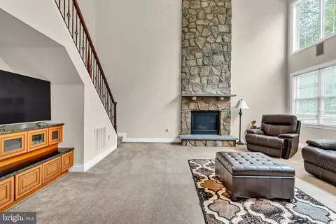 3913 Rolling Paddock Dr, Marlboro, MD 20772 photo 14