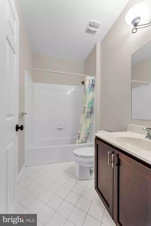 3913 Rolling Paddock Dr, Marlboro, MD 20772 photo 37