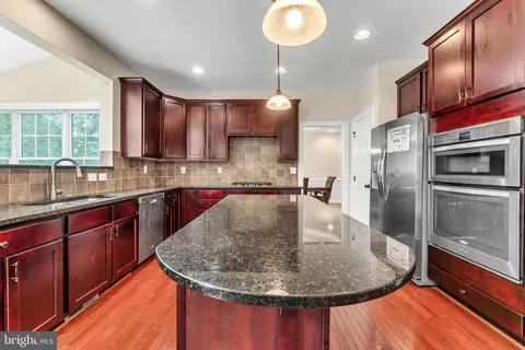 3913 Rolling Paddock Dr, Marlboro, MD 20772 photo 6