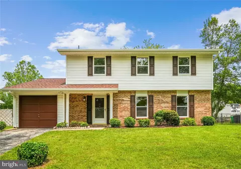 728 Narrowleaf Dr, Marlboro, MD 20774