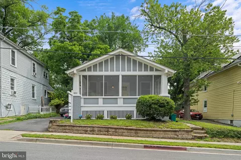 4213 Rainier Ave, Mount Rainier, MD 20712 photo 2
