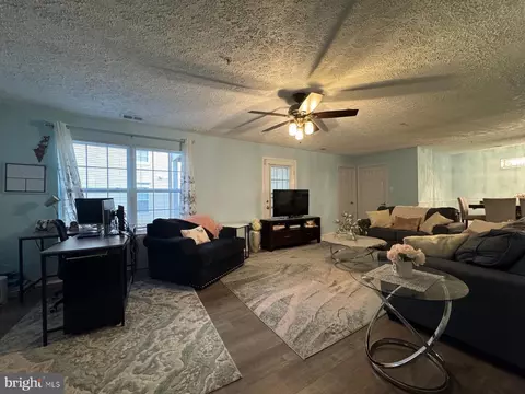 3712 Excalibur Ct #202, Bowie, MD 20716
