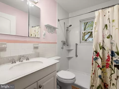 Bath - 7018 96th Pl, Lanham, MD 20706 photo 1 of 2
