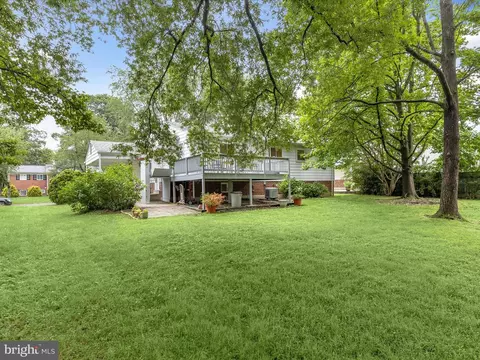 Exterior - 7018 96th Pl, Lanham, MD 20706 photo 3 of 10