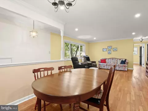Dining - 7018 96th Pl, Lanham, MD 20706 photo 2 of 2