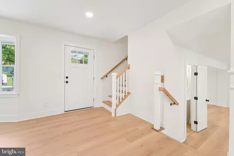 Entry Way - 15909 Jerald Rd, Laurel, MD 20707 photo 1 of 5