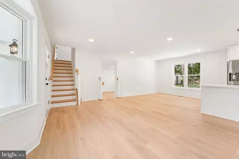 Living - 15909 Jerald Rd, Laurel, MD 20707 photo 4 of 9
