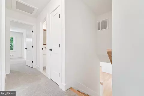 Entry Way - 15909 Jerald Rd, Laurel, MD 20707 photo 4 of 5