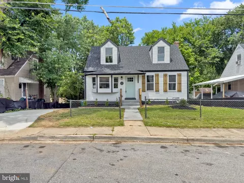 7112 Fresno St, Capitol Heights, MD 20743