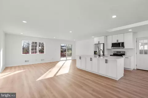 Living - 12016 Montague Dr, Laurel, MD 20708 photo 3 of 8
